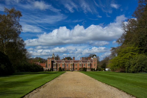 5 of the prettiest places to visit in the UK this spring. Blickling hall