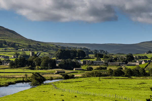 5 of the prettiest places to visit in the UK this spring. The village of Hawes